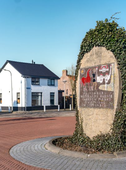 Gezellig straatbeeld in het centrum van Valkenburg
