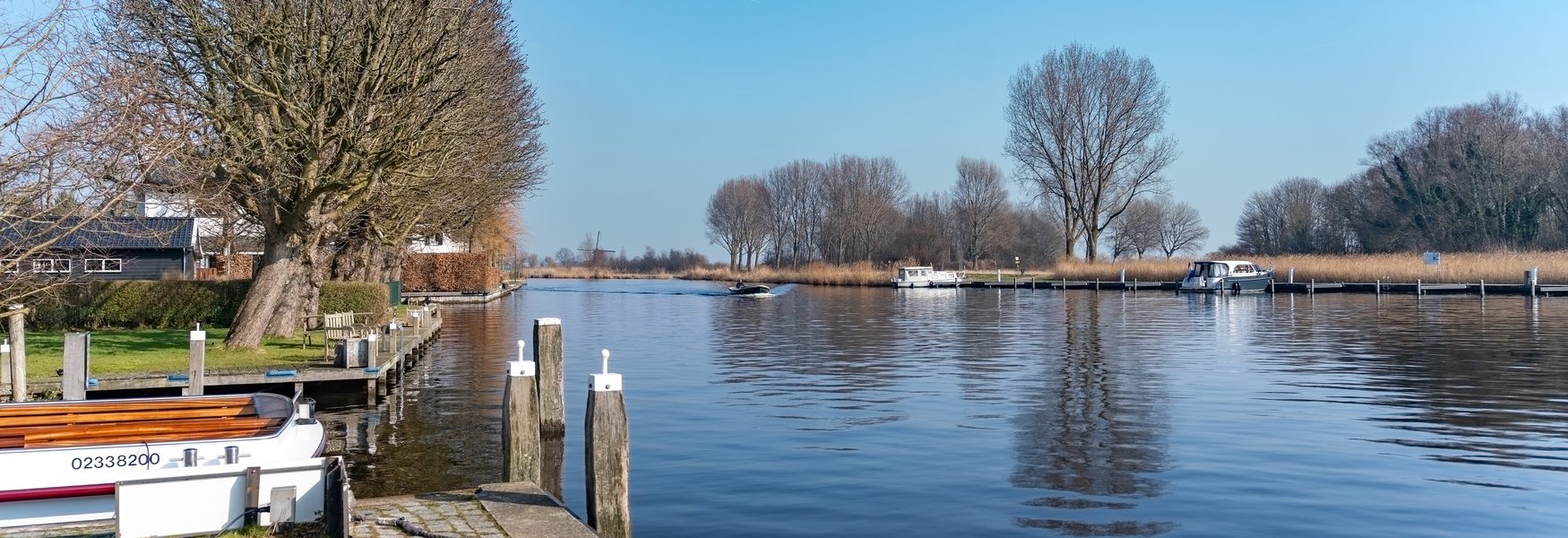 Prachtig uitzicht over de Kagerplassen bij Warmond